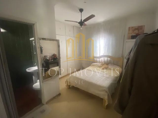 Excelente Casa Localizada no Satelite com piscina ,churrasqueira e lareira com ponto comercial na frente que pode ser alugado.