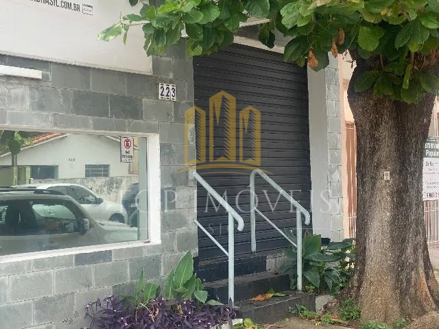 Excelente Casa Localizada no Satelite com piscina ,churrasqueira e lareira com ponto comercial na frente que pode ser alugado.
