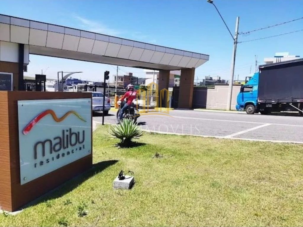 Maravilhoso sobrado quatro suítes repleta de planejados espaço gourmet em Condomínio Clube de Alto Padrão em Caçapava