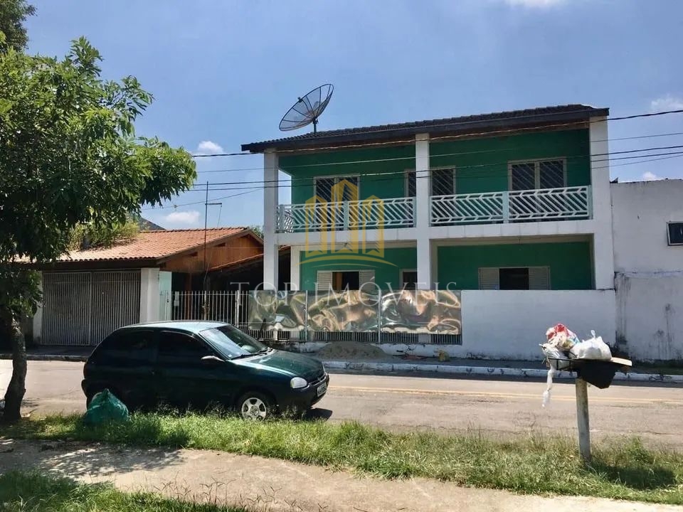 Oportunidade sobrado cinco dormitorios com ponto comercial na zona leste