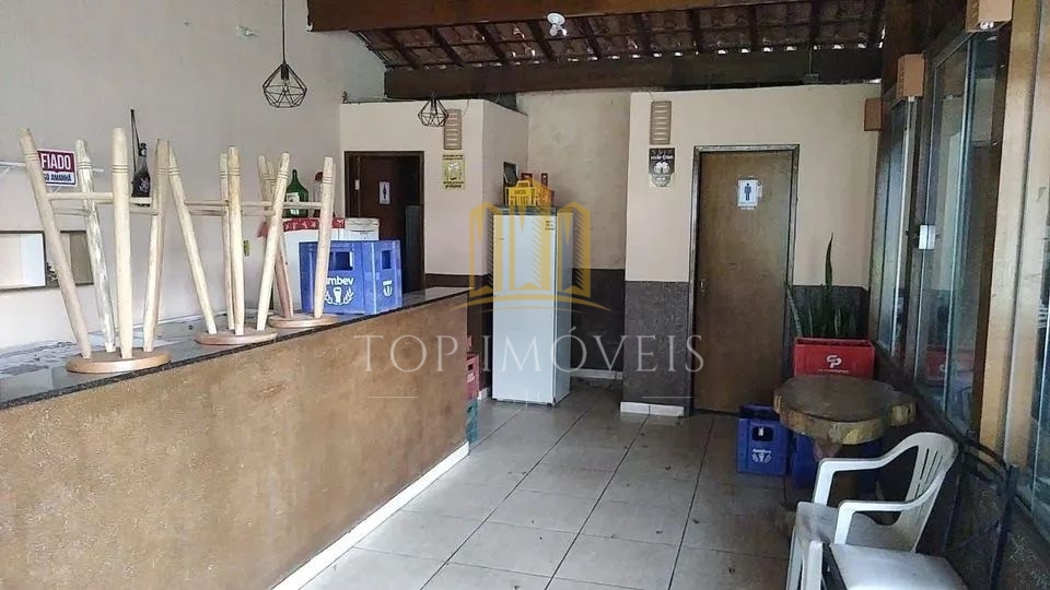 Oportunidade sobrado cinco dormitorios com ponto comercial na zona leste