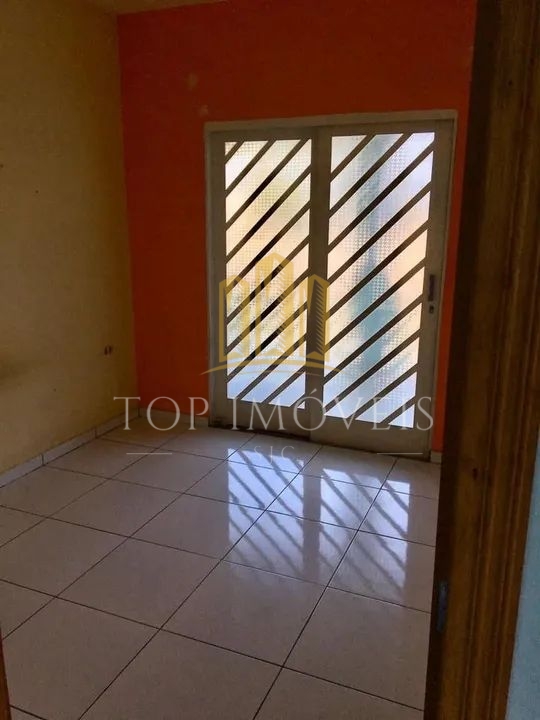 Oportunidade sobrado cinco dormitorios com ponto comercial na zona leste