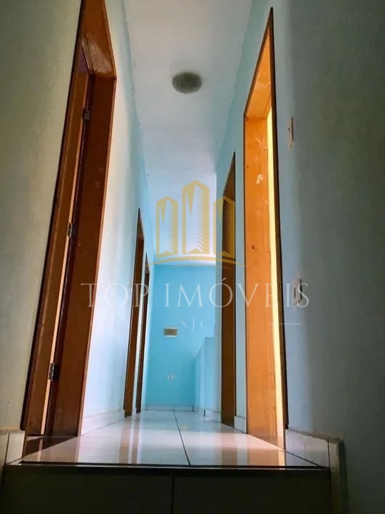 Oportunidade sobrado cinco dormitorios com ponto comercial na zona leste