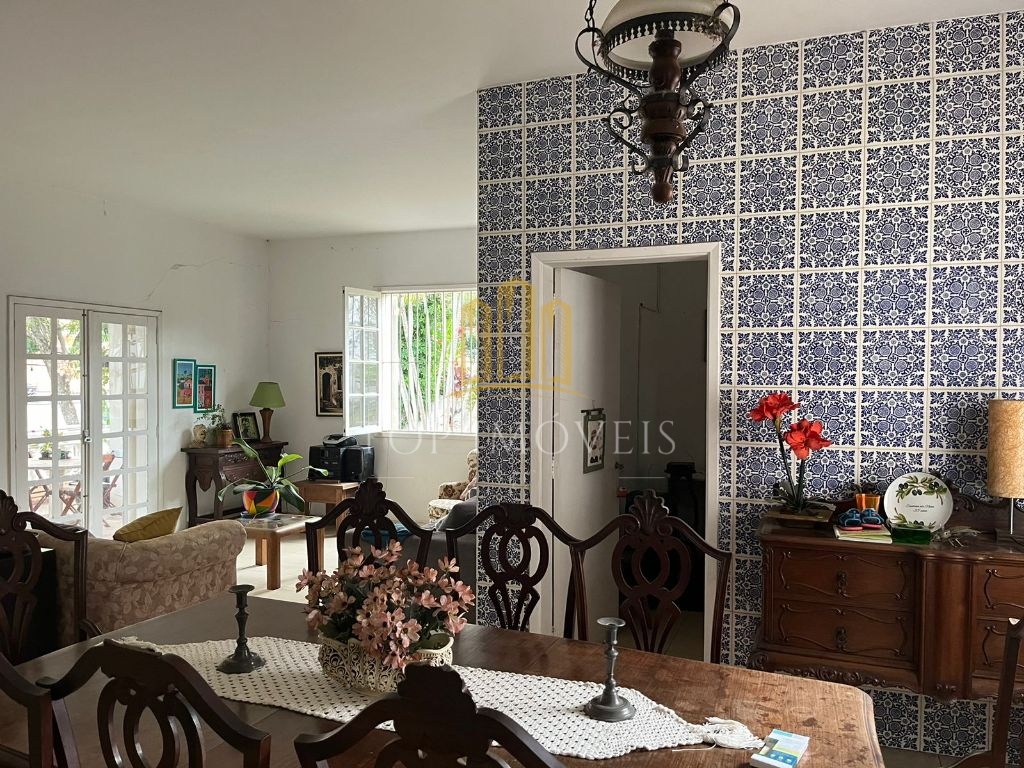 Excelente Localização Casa Térrea no Jardim Esplanada 1040m2 de Terreno, 350m2 de Área Construída