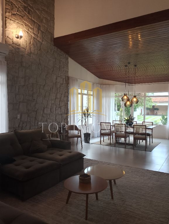 Casa 4 suítes no Condomínio Esplanada do Sol em SJCampos