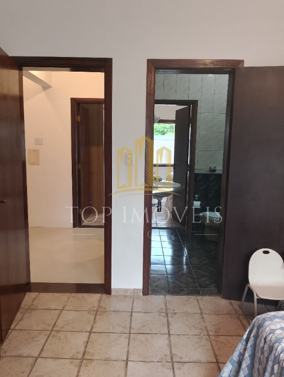 Casa 4 suítes no Condomínio Esplanada do Sol em SJCampos