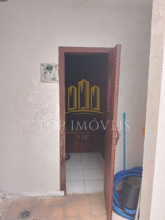 Casa 4 suítes no Condomínio Esplanada do Sol em SJCampos