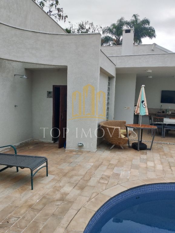 Casa 4 suítes no Condomínio Esplanada do Sol em SJCampos