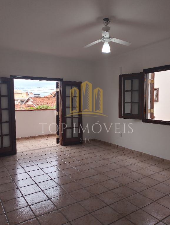 Casa 4 suítes no Condomínio Esplanada do Sol em SJCampos
