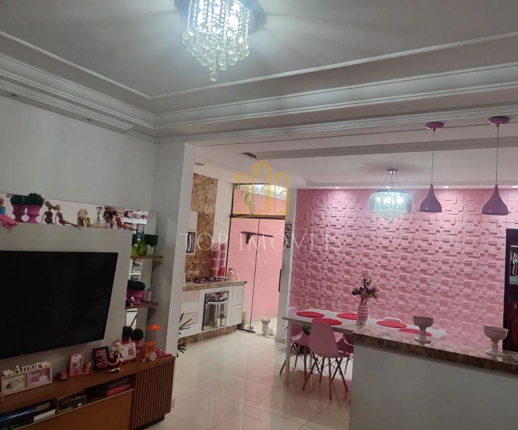 Linda Casa Localizada no Putim com Palenajdos Closet 2 dormitorios com suite