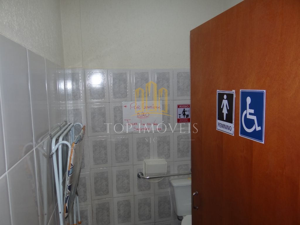 Prédio Comercial no Centro de São Sebastião - Localização Privilegiada!