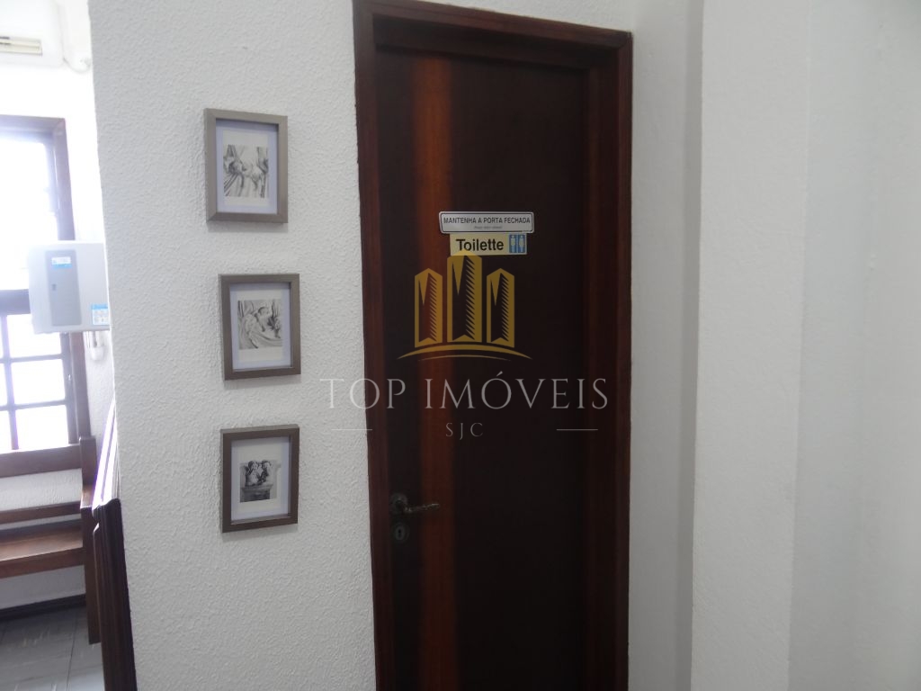 Prédio Comercial no Centro de São Sebastião - Localização Privilegiada!