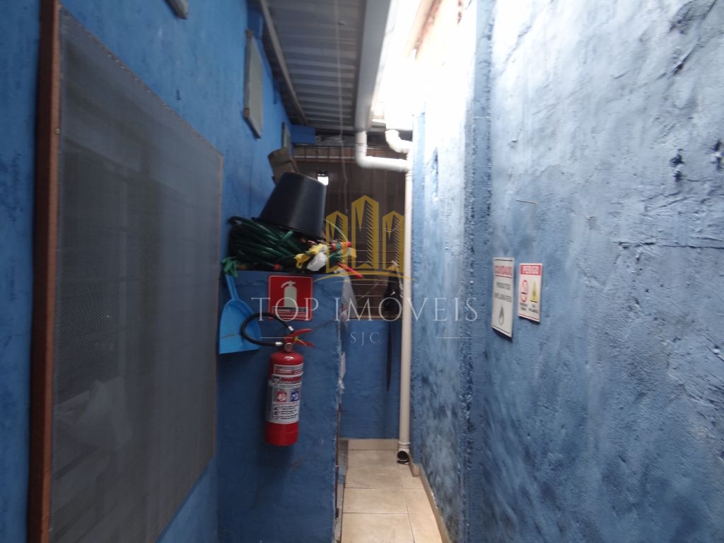 Prédio Comercial no Centro de São Sebastião - Localização Privilegiada!