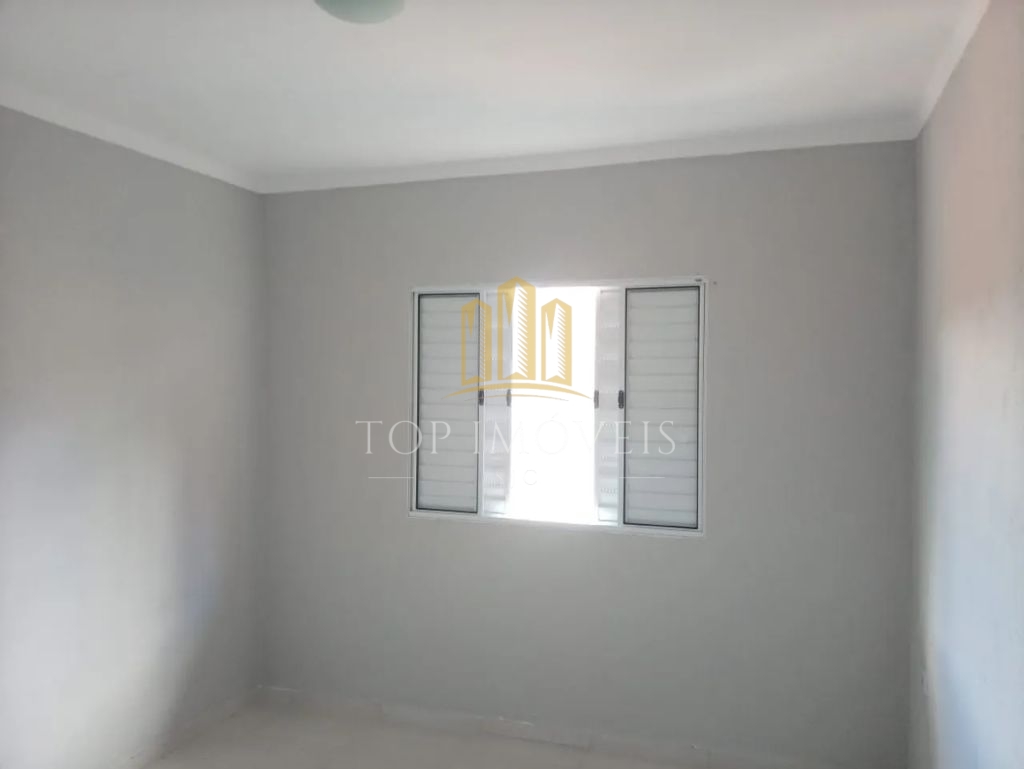 Excelente Casa Localizada No Jardim dos Bandeirante com 2 dormitorios