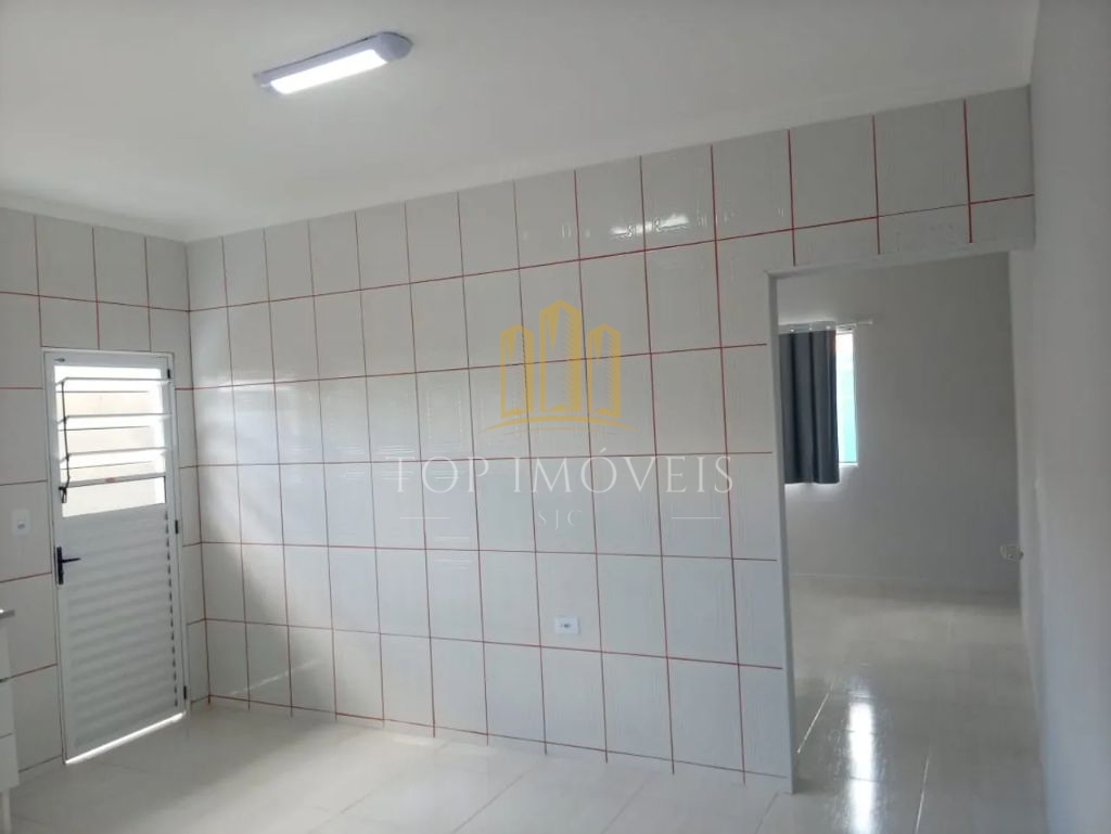 Excelente Casa Localizada No Jardim dos Bandeirante com 2 dormitorios