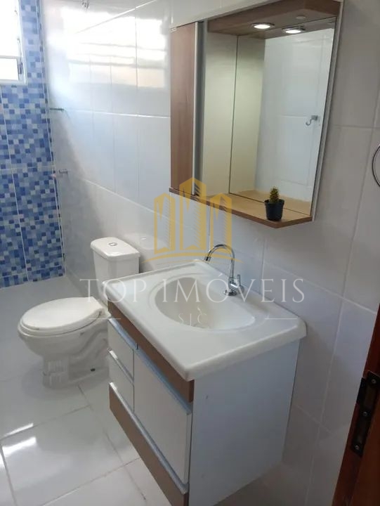 Excelente Casa Localizada No Jardim dos Bandeirante com 2 dormitorios