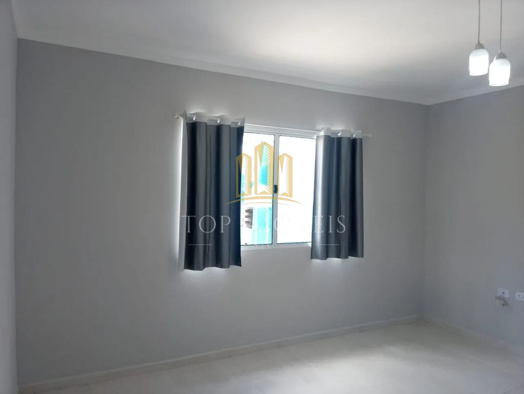 Excelente Casa Localizada No Jardim dos Bandeirante com 2 dormitorios