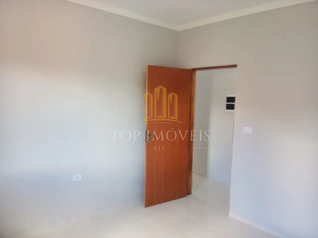 Excelente Casa Localizada No Jardim dos Bandeirante com 2 dormitorios