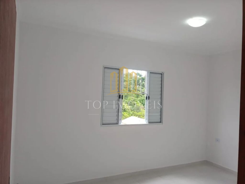 Excelente Casa Localizada No Jardim dos Bandeirante com 2 dormitorios