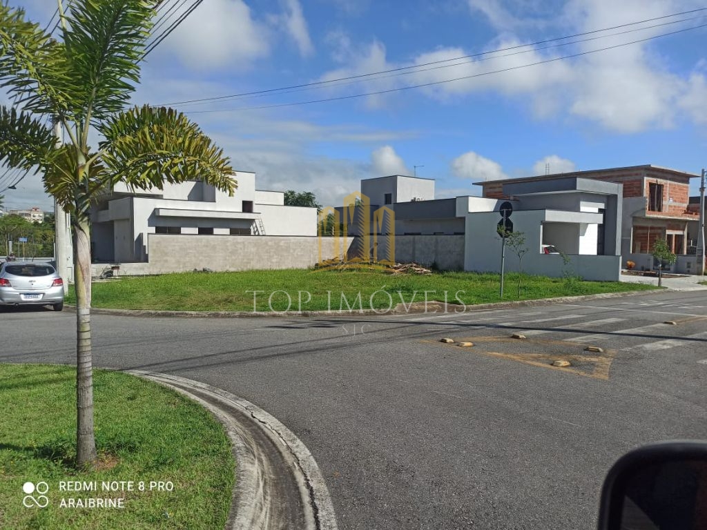 Terreno à Venda no Residencial Malibu - Caçapava/SP