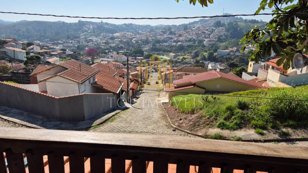 Casa com Vista Panorâmica para Santa Branca
