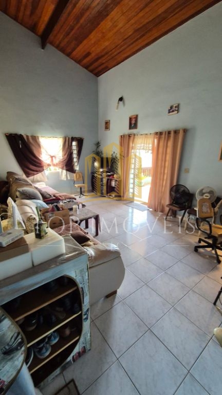 Casa com Vista Panorâmica para Santa Branca