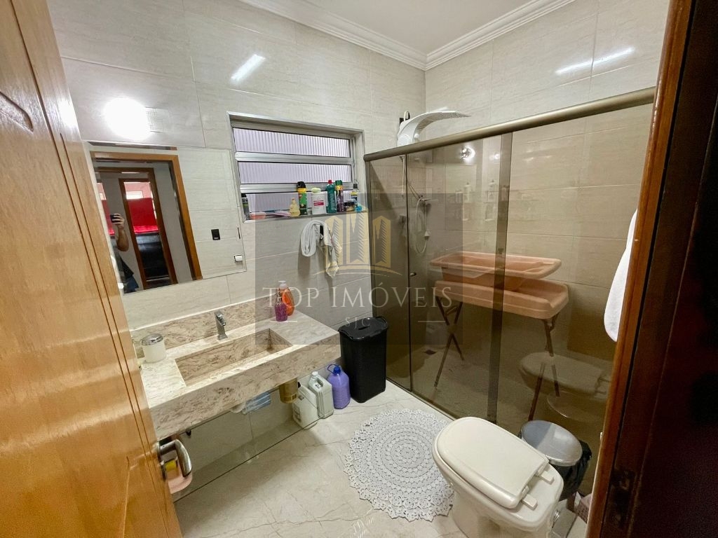 Maravilhosa casa à venda, com 4 dormitórios 212 m² - Jardim Florida - Jacareí/SP