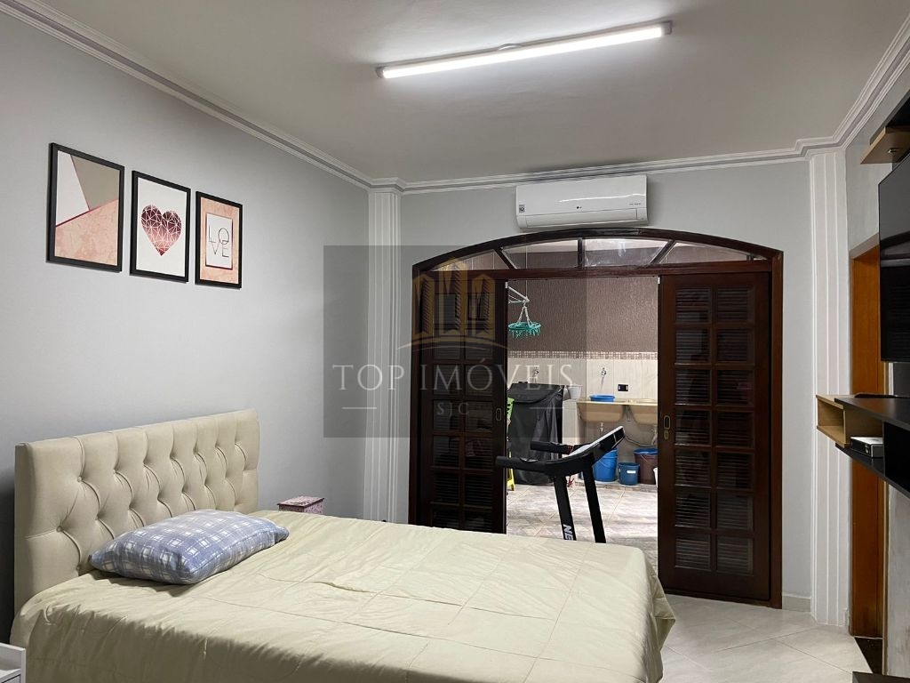 Maravilhosa casa à venda, com 4 dormitórios 212 m² - Jardim Florida - Jacareí/SP