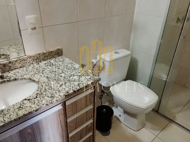 Espaçoso apartamento dois dormitorios com varanda no urbanova