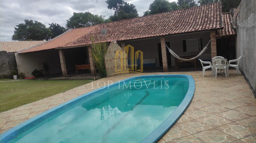 Linda Chacara Localizada no Aguas de Canindu 1 5 KM do centro Piscina e Churrasqueira