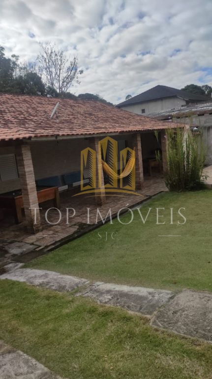Linda Chacara Localizada no Aguas de Canindu 1 5 KM do centro Piscina e Churrasqueira