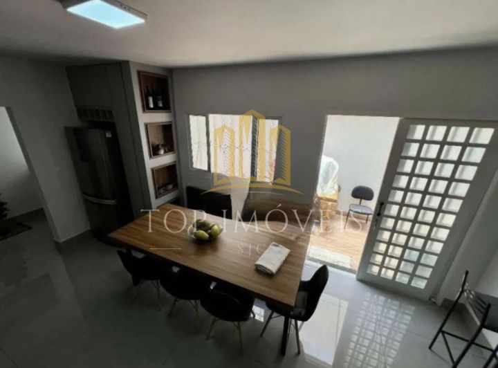 Linda Casa a venda 3 dormitórios sendo 1 Suite com Planejados