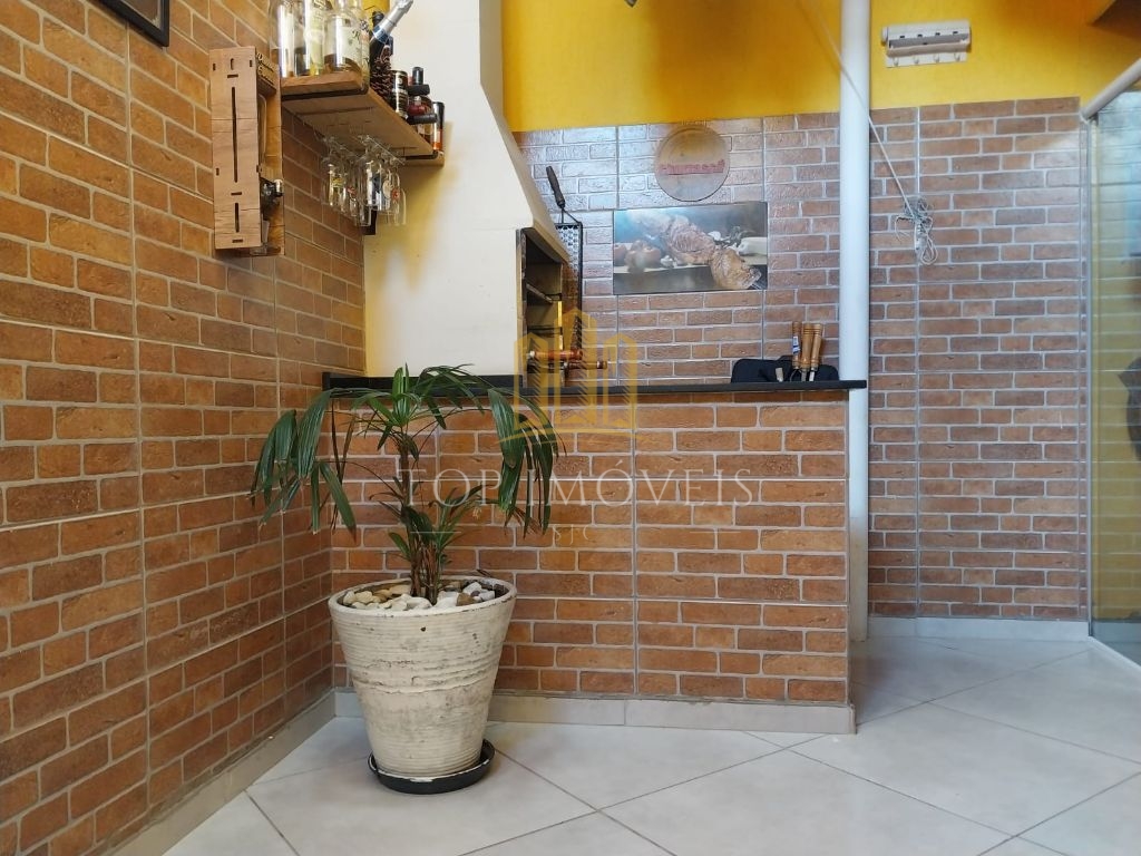 Belissima Casa 3 Dormitórios 1 Suíte Piscina.