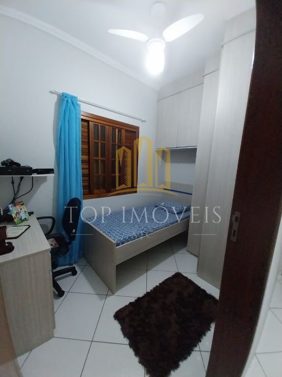 Belissima Casa 3 Dormitórios 1 Suíte Piscina.