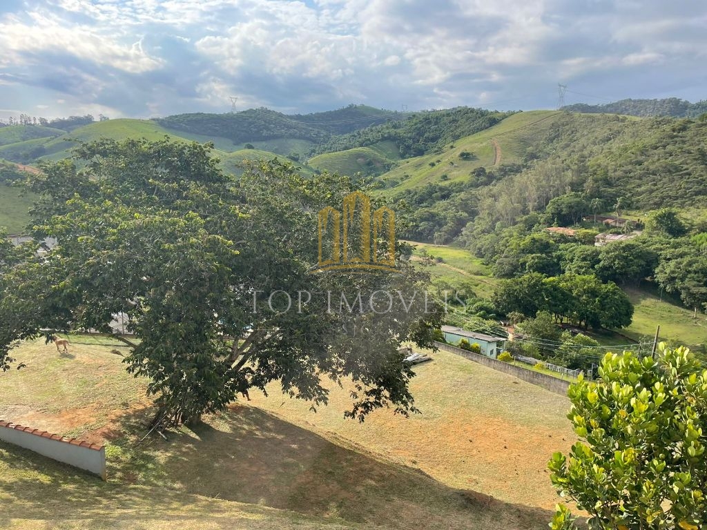 Belissima Chacara Com Vista Privilegiada Para a Natureza, Ideal Para Quem Busca Tranquilidade e Contato Com o Verde 4 Dormitórios, sendo 1 Suíte PIscina e Lazer.