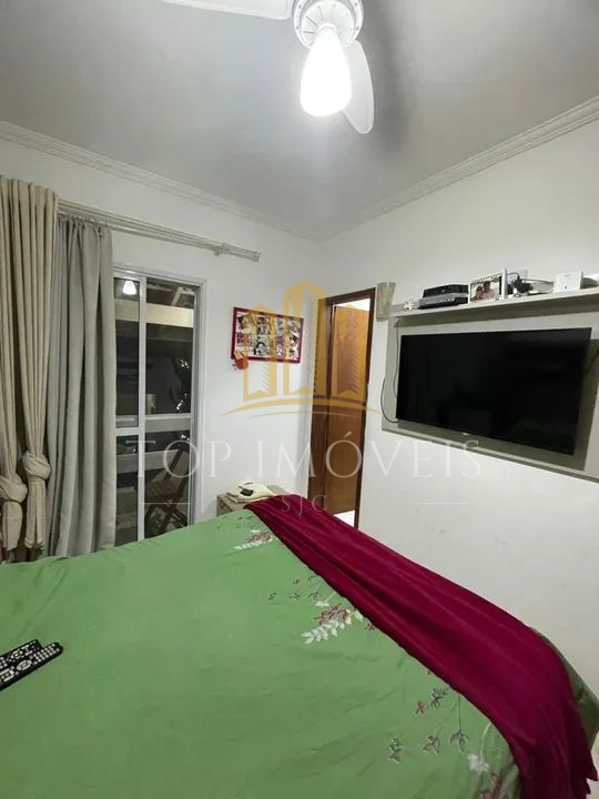 Maravilhosa casa tres dormitorios em condominio fechado