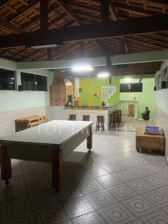 Linda Casa Localizada no Colonial 3 dormitorios Suite Churrasqueira