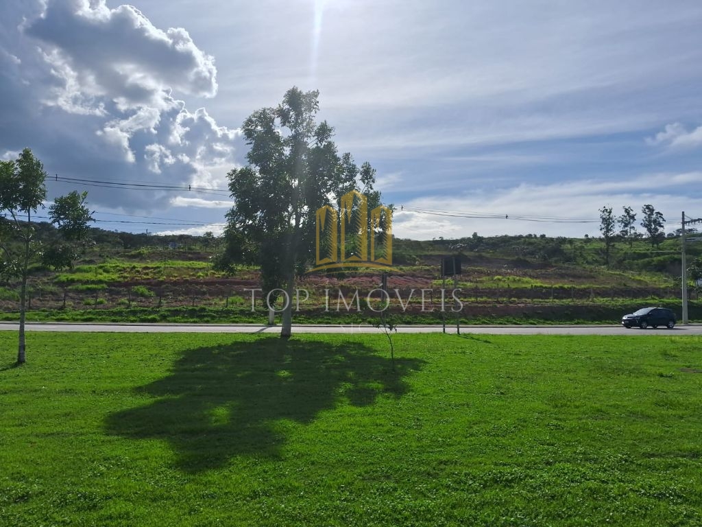 OPORTUNIDADE ÚNICA PARA GRANDES EMPREENDIMENTOS! Localização estratégica Bairro Putim, São José dos Campos-SP - Área total: +29.000 m² de potencial para desenvolvimento imobiliário, PERFEITO PARA…