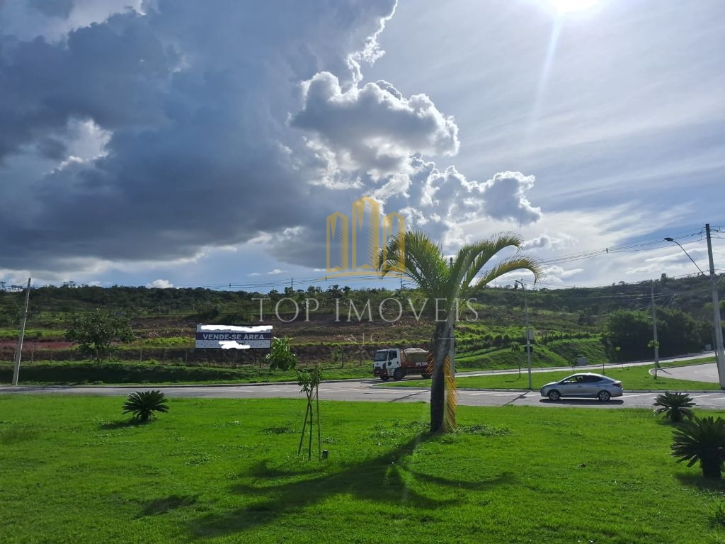 Localização estratégica Bairro Putim, São José dos Campos-SP Área total: +18.000 m² de potencial para desenvolvimento imobiliário, PERFEITO PARA: Loteamentos residenciais e condomínios de médio e…