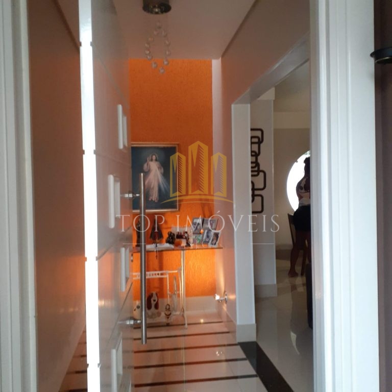 Otima casa em Condominio Fechado- Caçapava/ SP