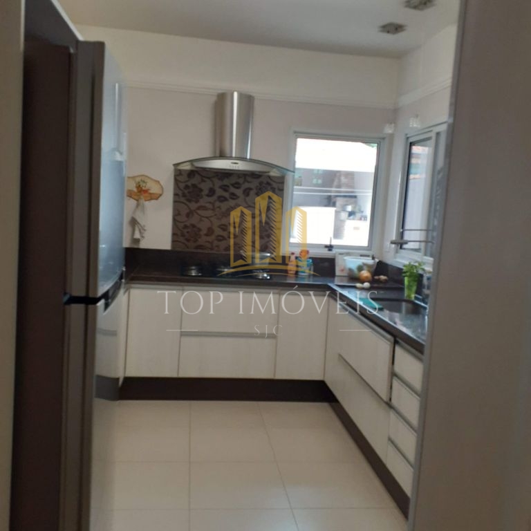 Otima casa em Condominio Fechado- Caçapava/ SP
