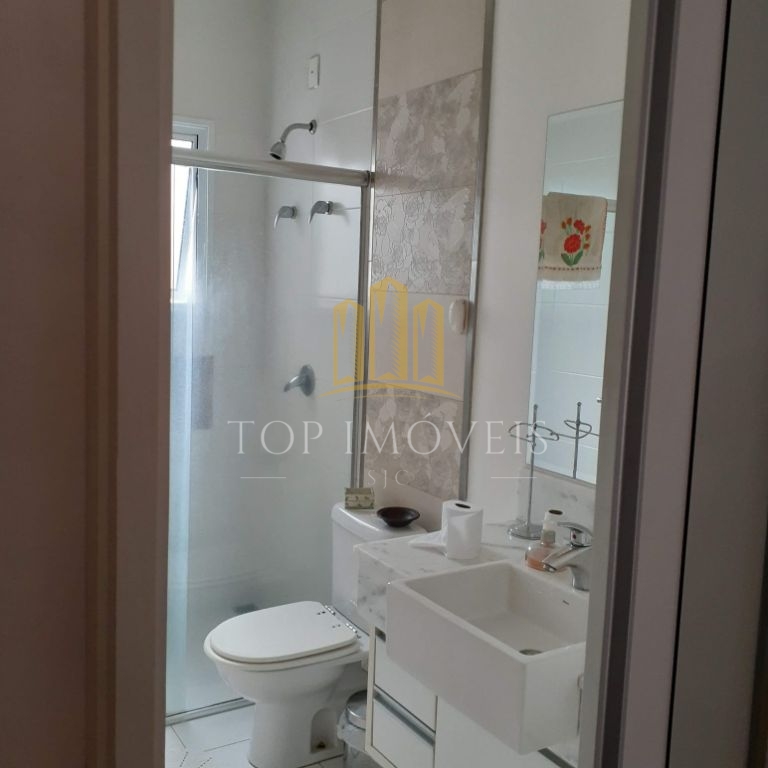 Otima casa em Condominio Fechado- Caçapava/ SP