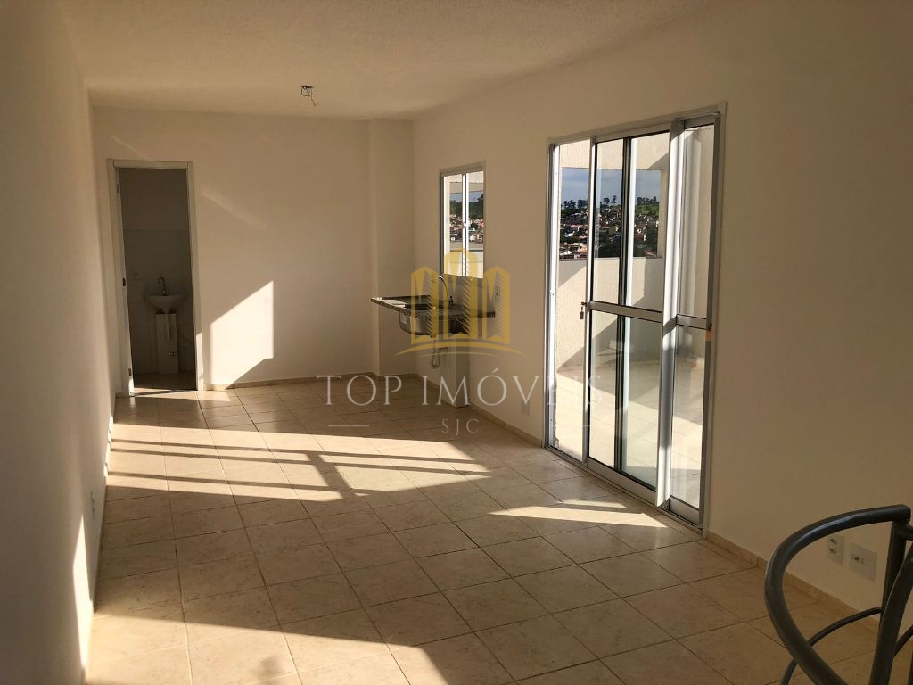 A Top Imóveis vende apartemento duplex em Jacereí