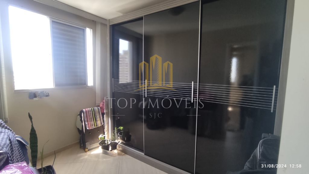 Apartamento no Parque Industrial com 2 dormitórios, andar alto e vista definitiva