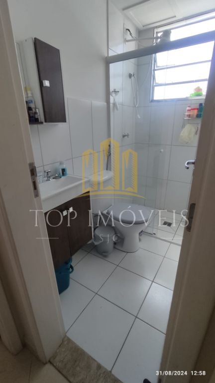 Apartamento no Parque Industrial com 2 dormitórios, andar alto e vista definitiva