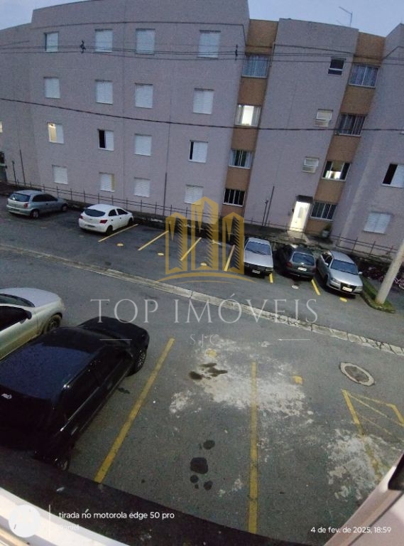 LIndo aparatmento terreo no Bairro Bom Retiro, S.J.Caampos, esse apto e no subsolo, tem só duas unidades