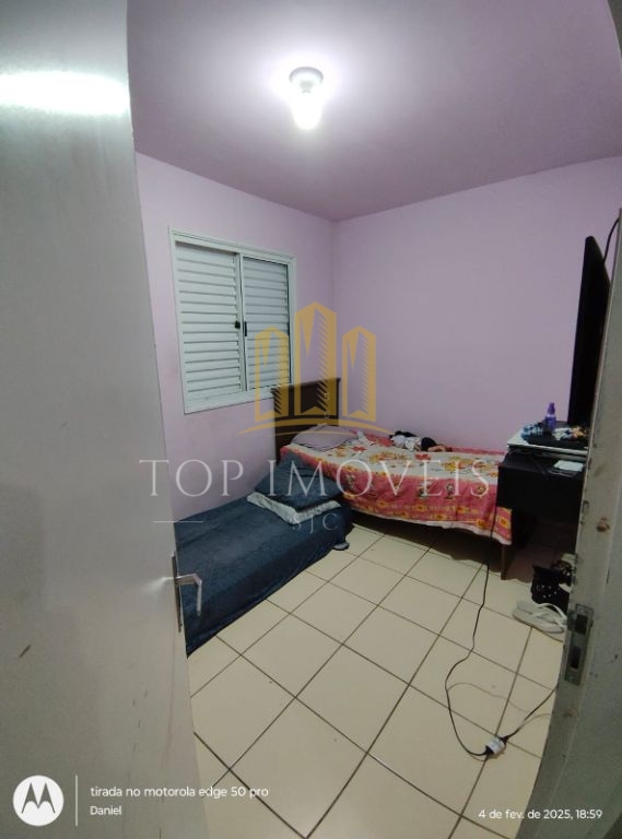 LIndo aparatmento terreo no Bairro Bom Retiro, S.J.Caampos, esse apto e no subsolo, tem só duas unidades