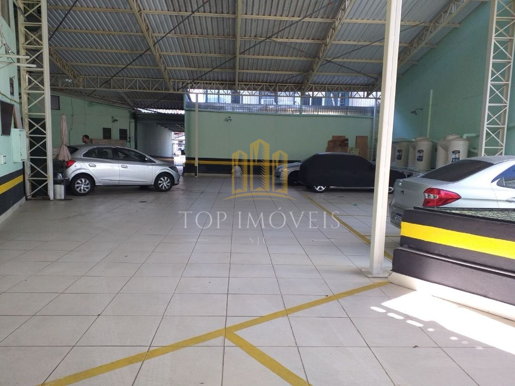 Belissima Sala no Térreo do Ed. Metropolitan Office 100m²