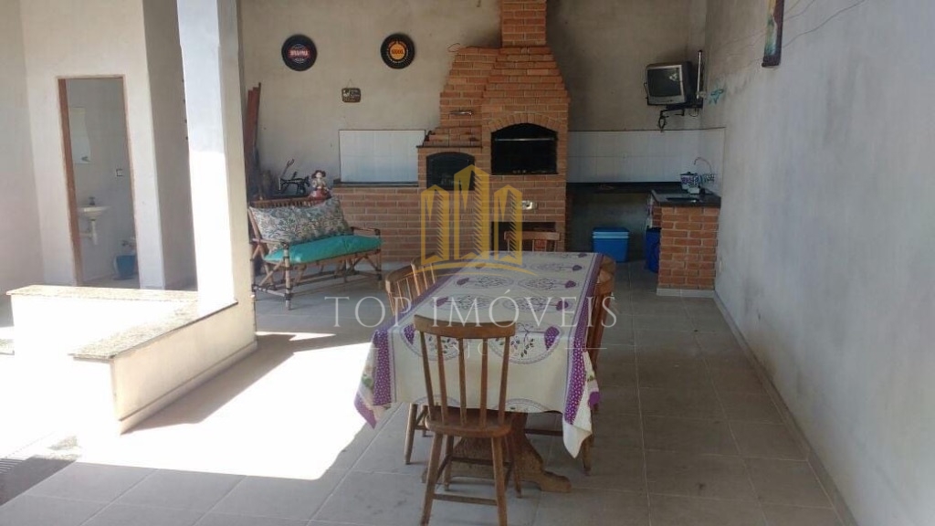 Excelente casa com 175m2 no centro de Tremembé