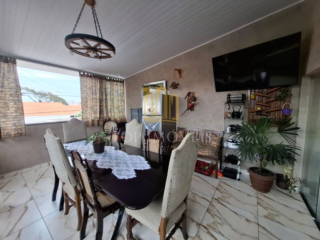 Casa Sobrado à Venda - Quartos, Suíte com closet, Excelente Localização na Zona Sul de São José dos Campos